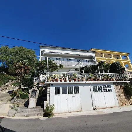 Frano Apartament Dramalj